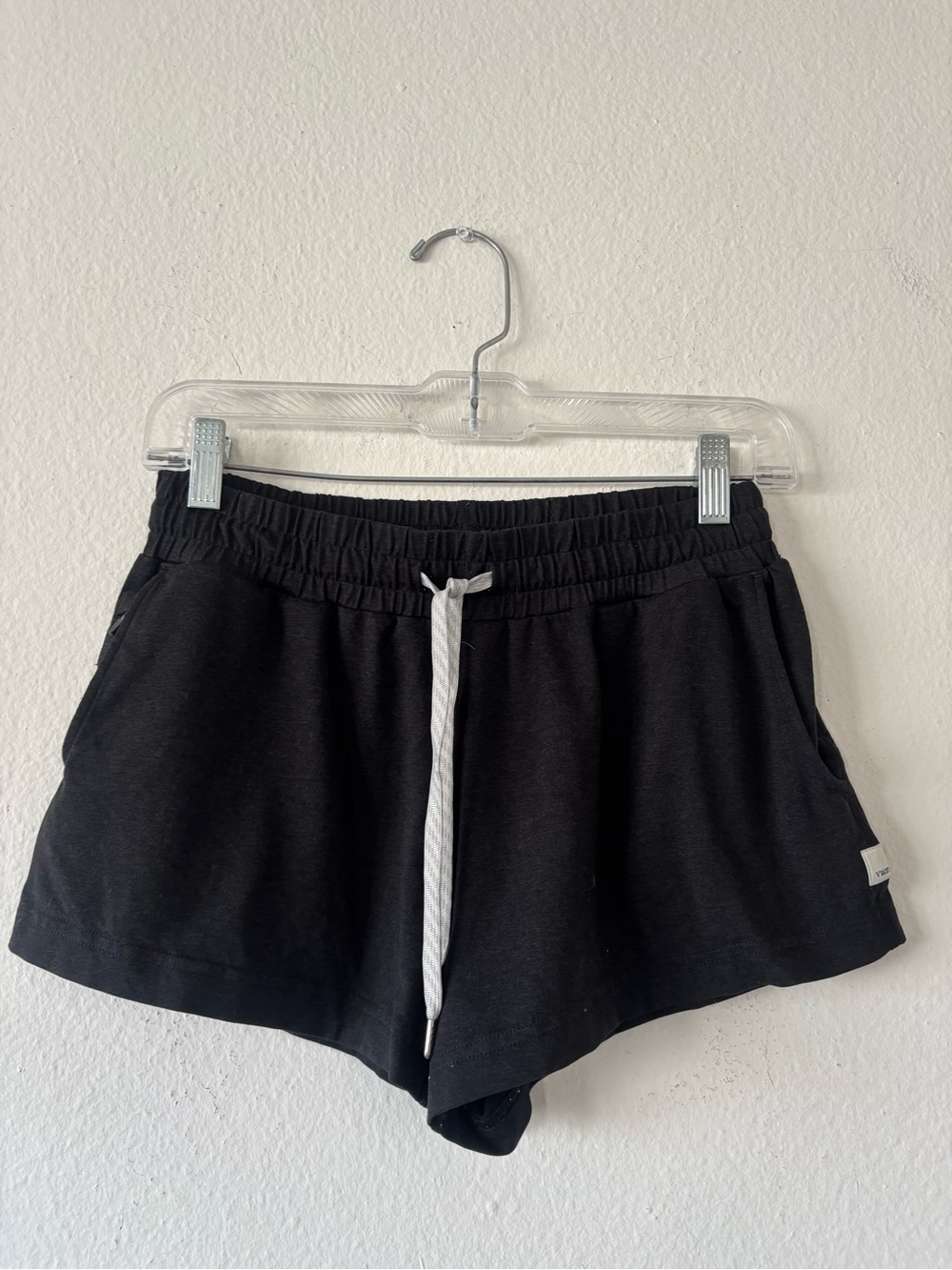Vuori Halo Shorts with White Drawstring